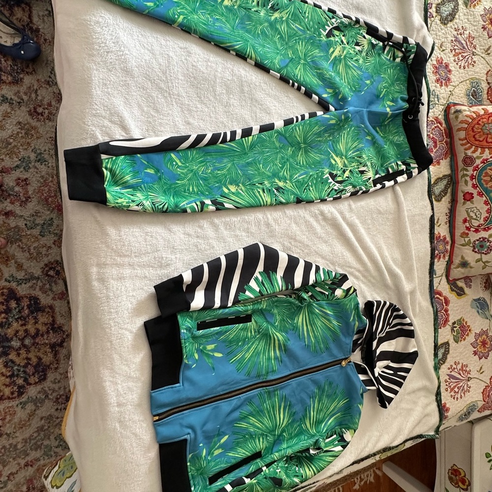 Versace jogging suit (sweat suit)